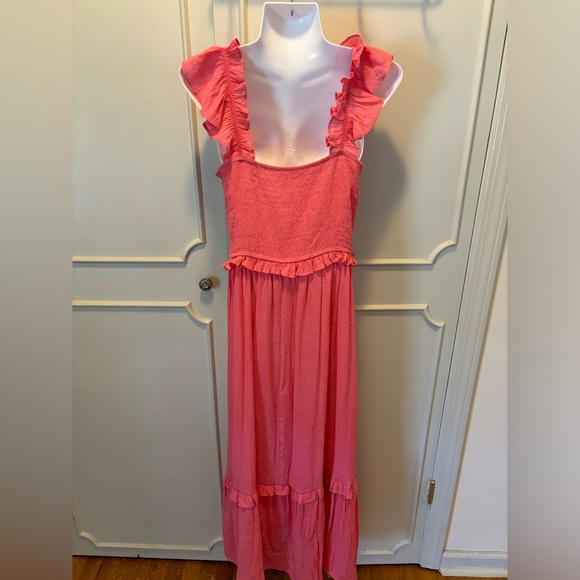 Mod boutique, Jolene flutter sleeve, smocked tiered dress in salmon. - Picture 4 of 5